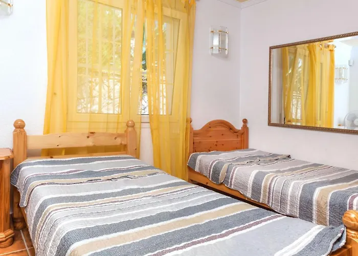 Holiday Floramar